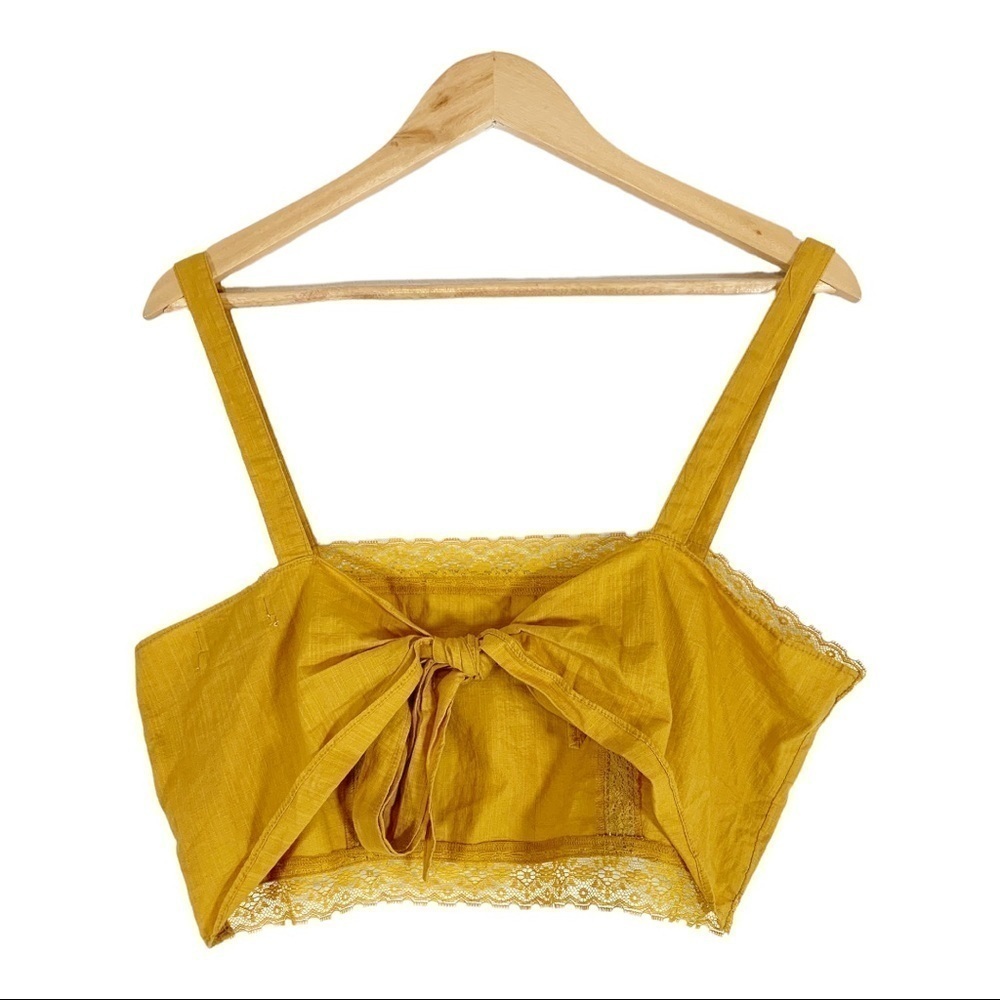 Urban Outfitters Crop Top Size Medium - Picture 2 of 5